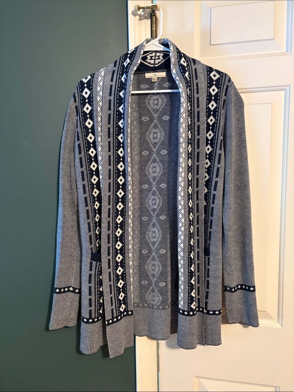 Chico's Navy & Gray Open-Front Patterned Cardigan
